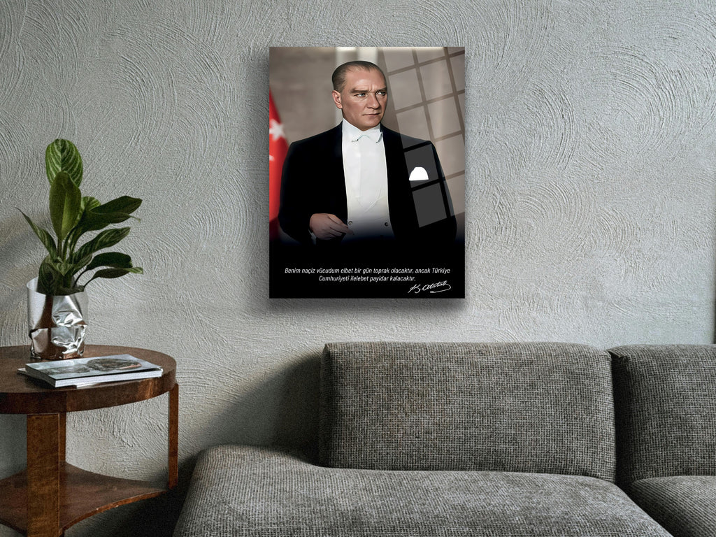Atatürk Cam Tablo 131