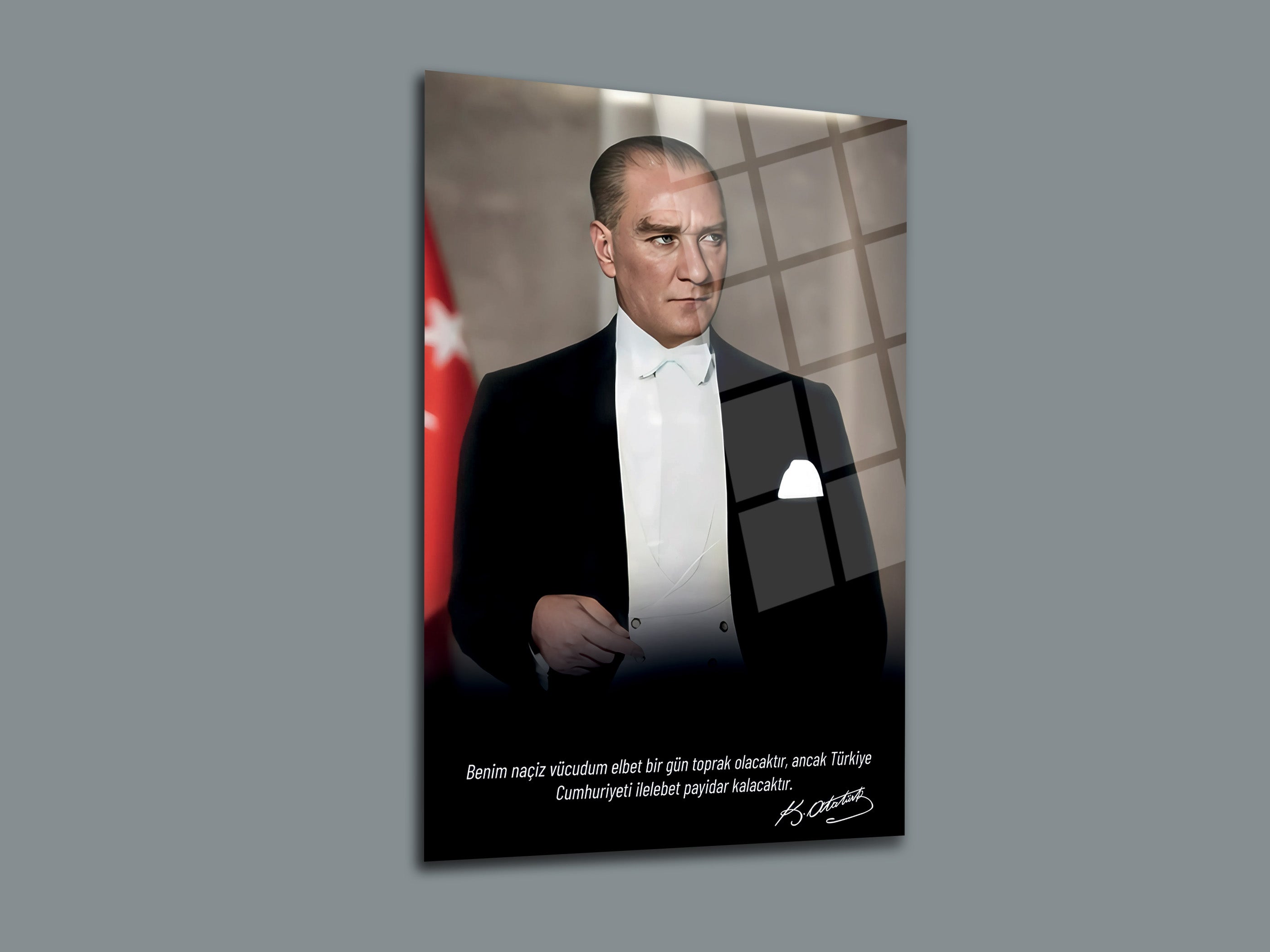 Atatürk Cam Tablo 131