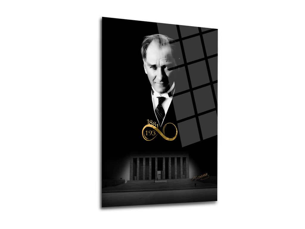 Atatürk Cam Tablo 132