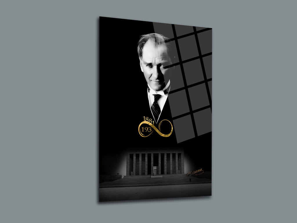 Atatürk Cam Tablo 132