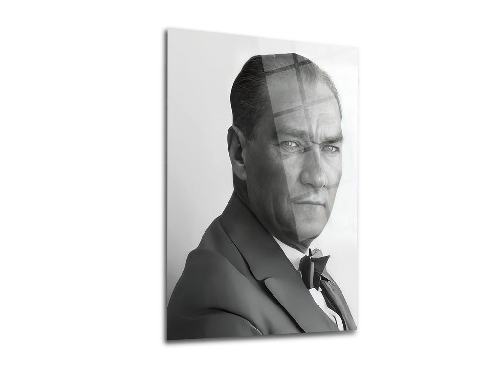 Atatürk Cam Tablo 192