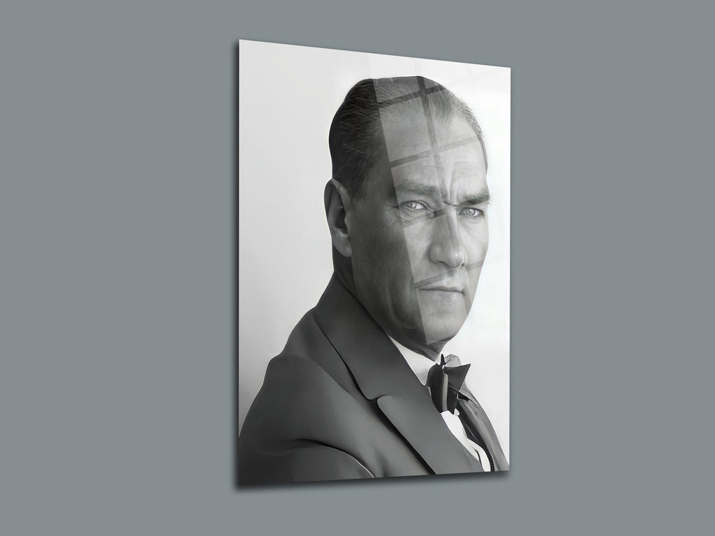 Atatürk Cam Tablo 192