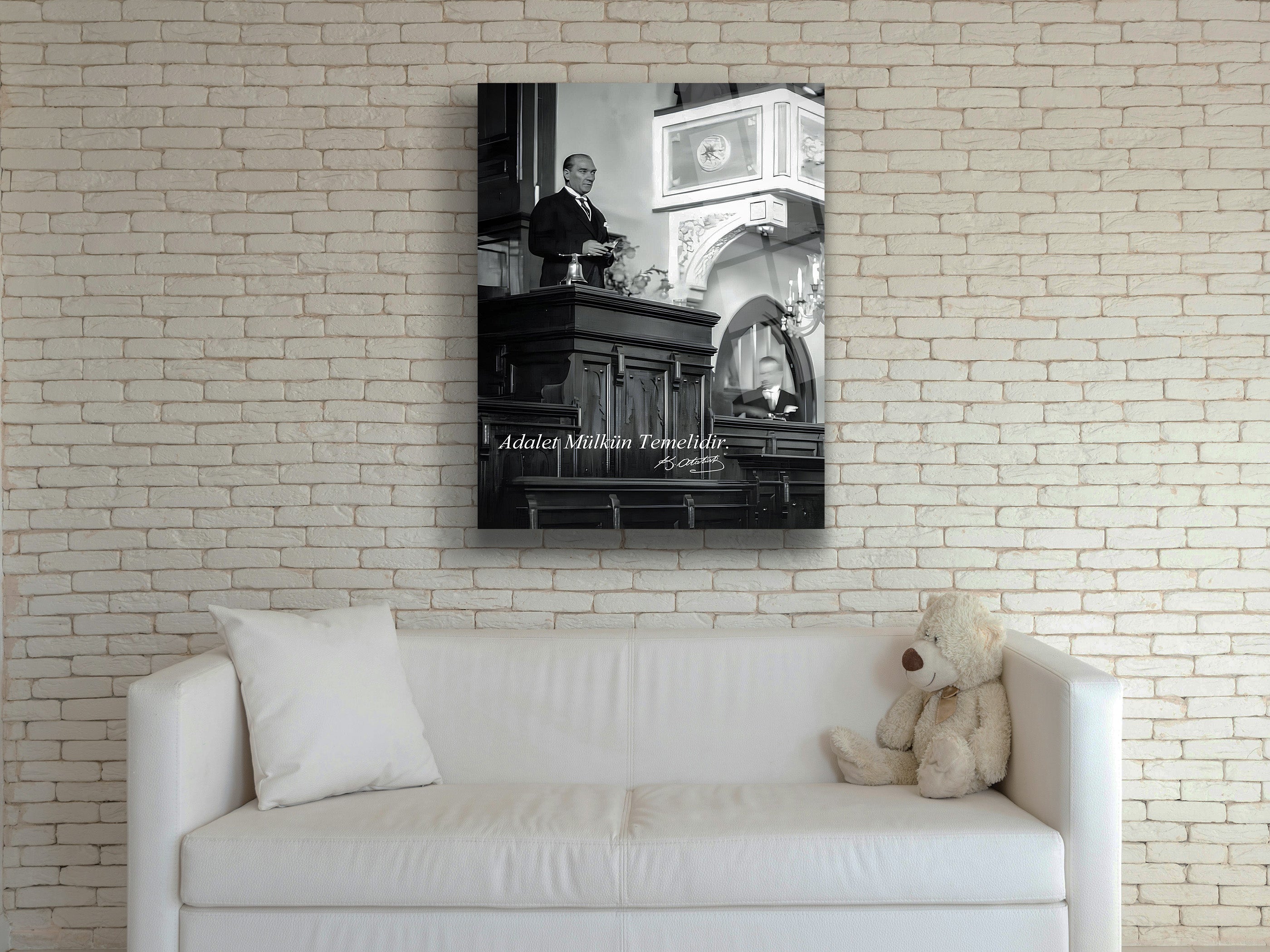 Atatürk Cam Tablo 194