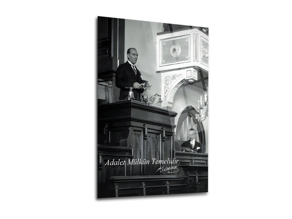 Atatürk Cam Tablo 194