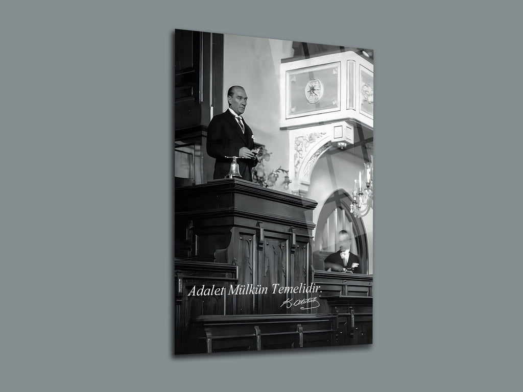 Atatürk Cam Tablo 194