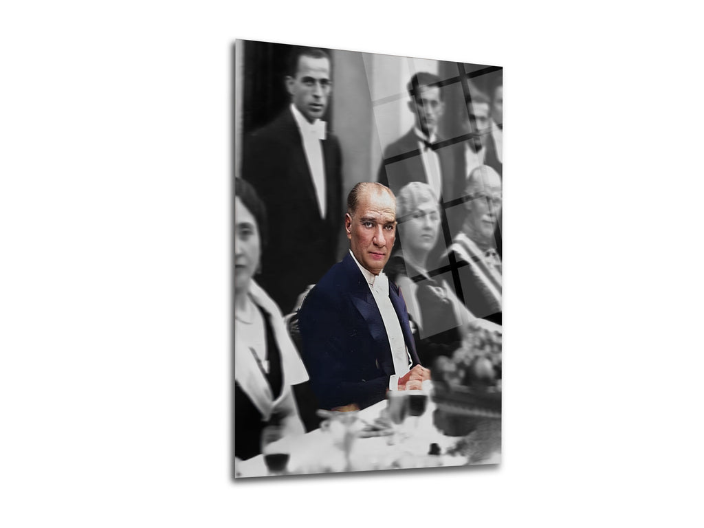 Atatürk Cam Tablo 7