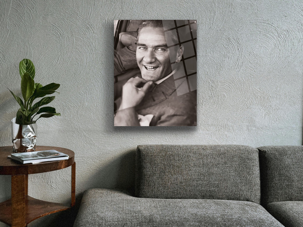 Atatürk Cam Tablo 12
