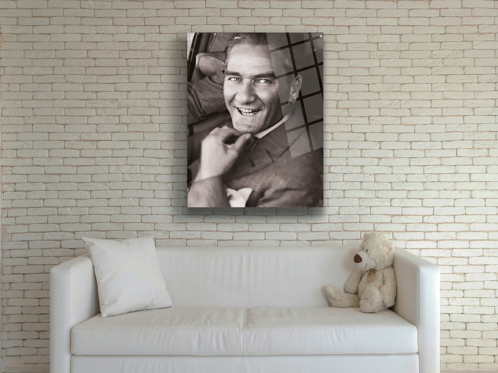 Atatürk Cam Tablo 12