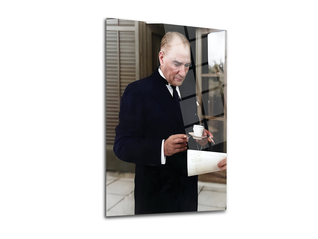 Atatürk Cam Tablo 13