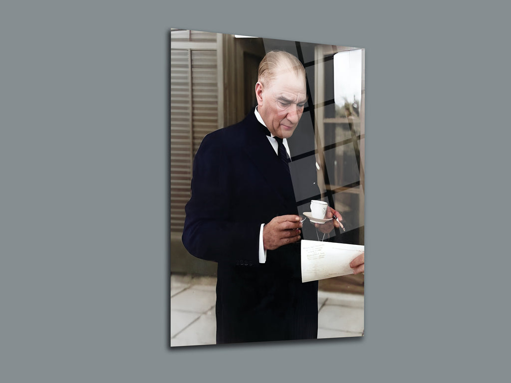Atatürk Cam Tablo 13