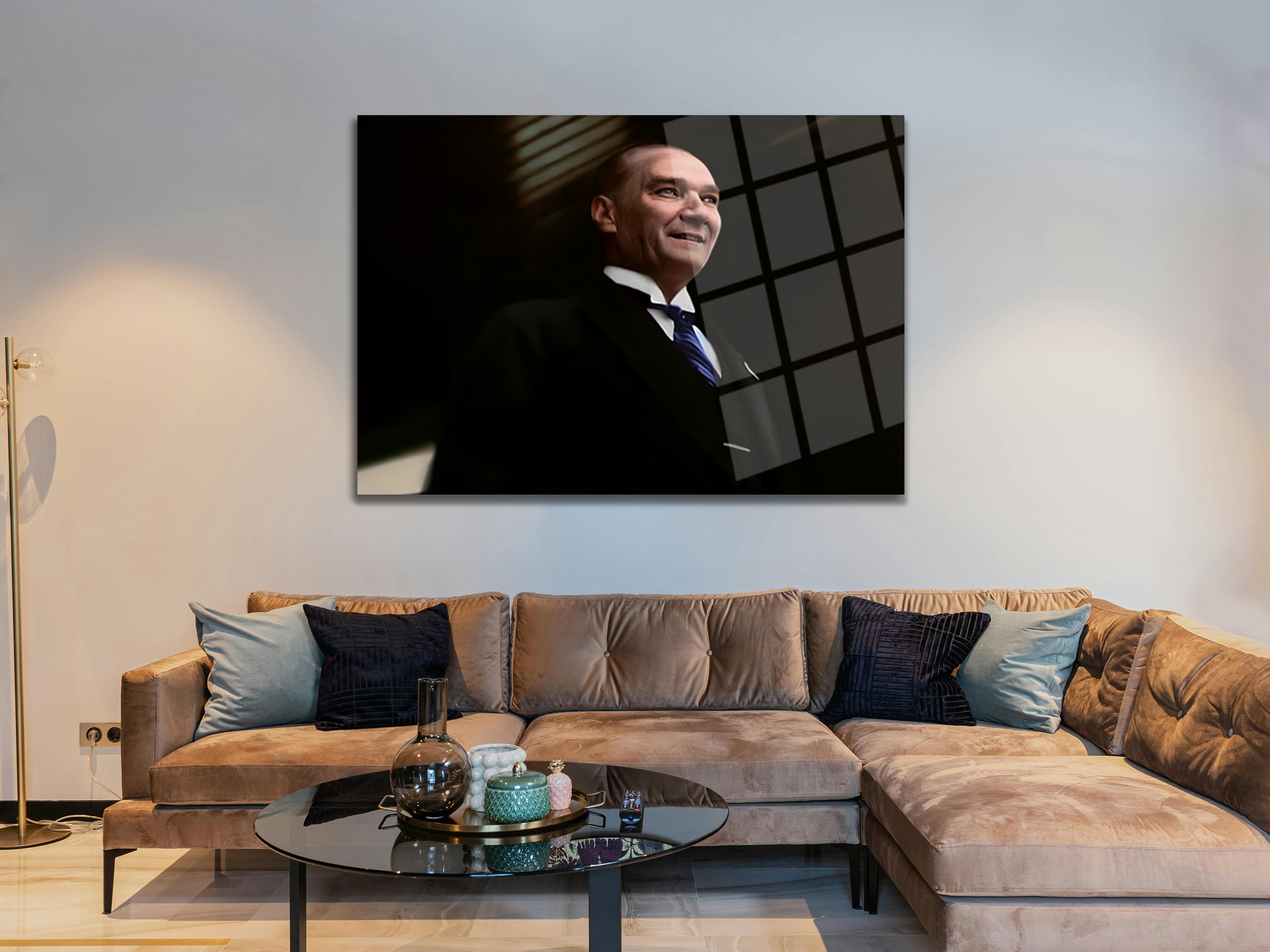 Atatürk Cam Tablo 200