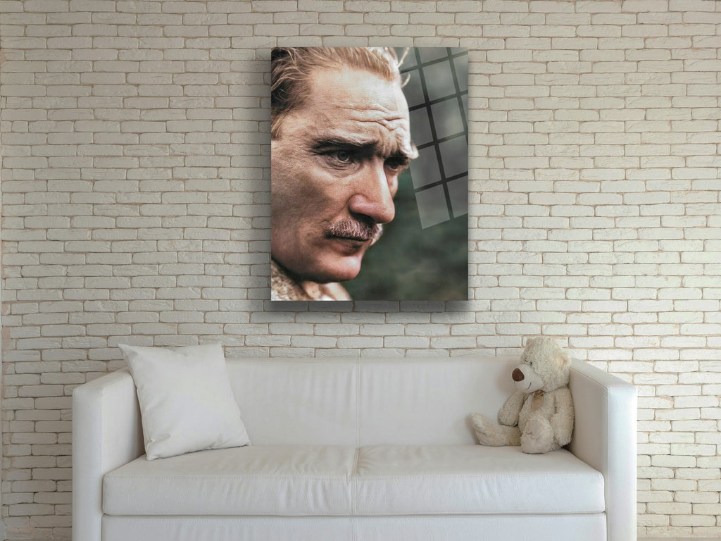 Atatürk Cam Tablo 26