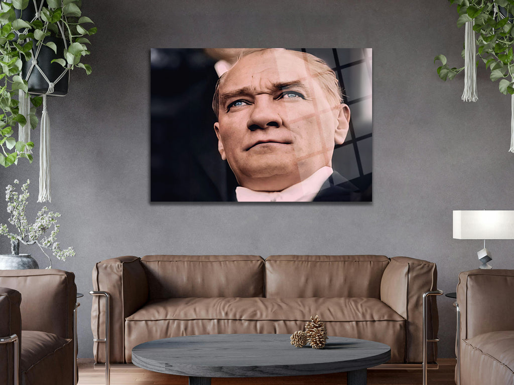 Atatürk Cam Tablo 201
