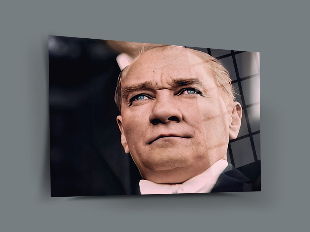 Atatürk Cam Tablo 201