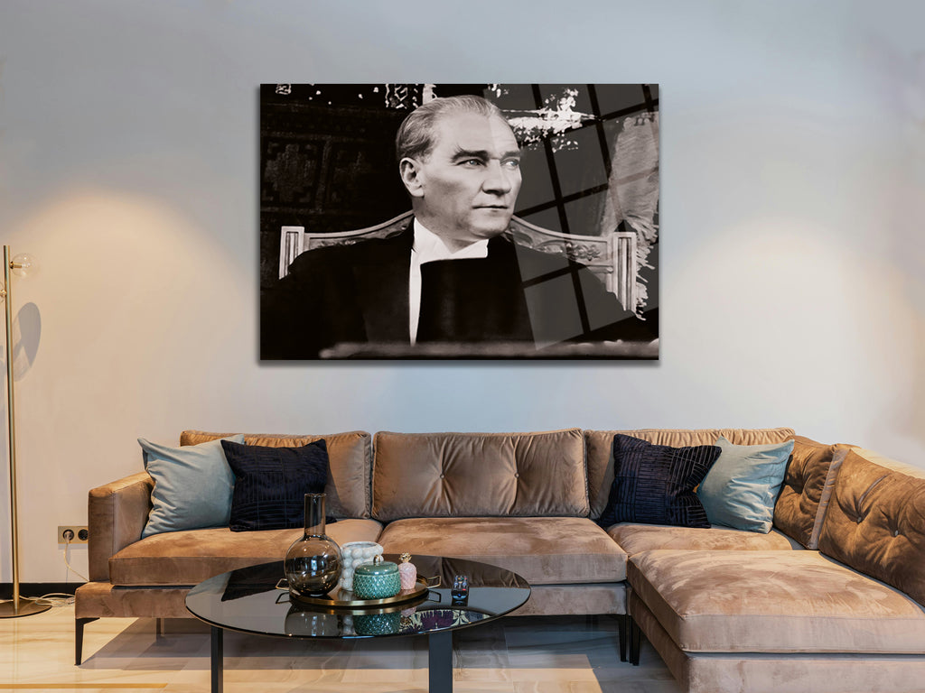 Atatürk Cam Tablo 204