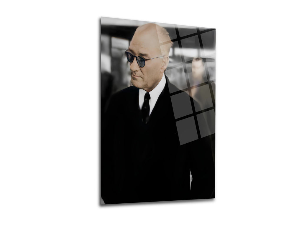 Atatürk Cam Tablo 216