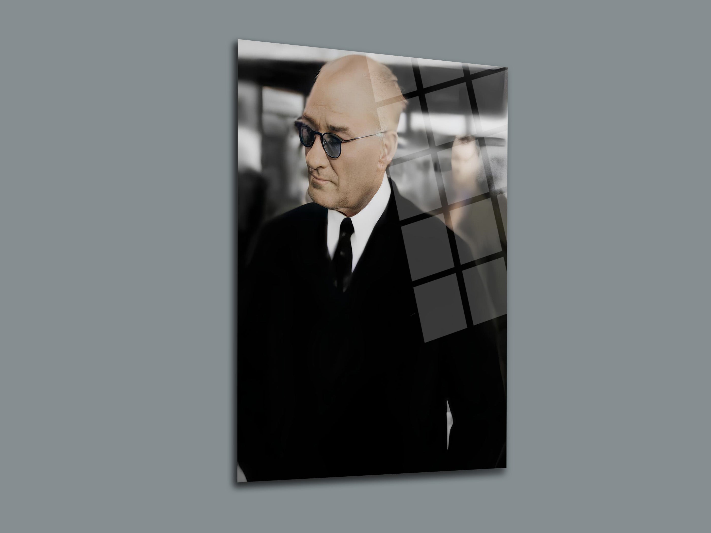 Atatürk Cam Tablo 216