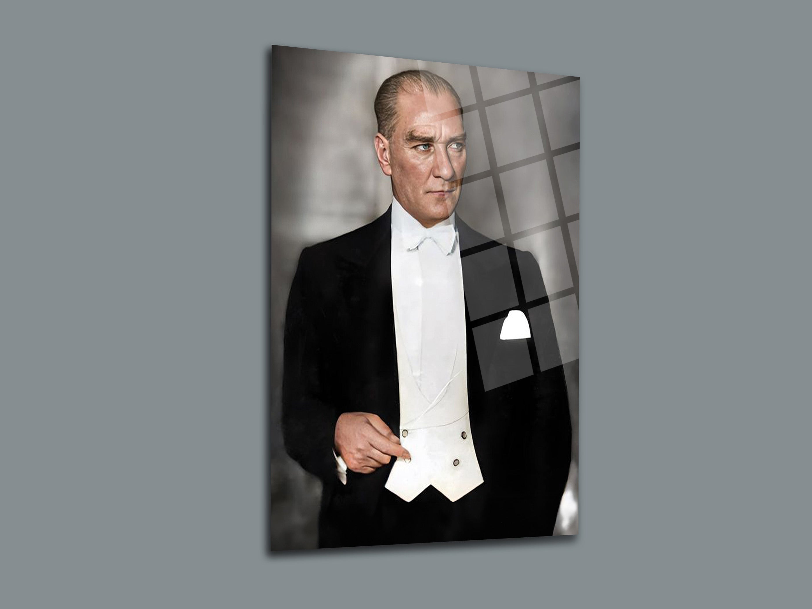 Atatürk Cam Tablo 56