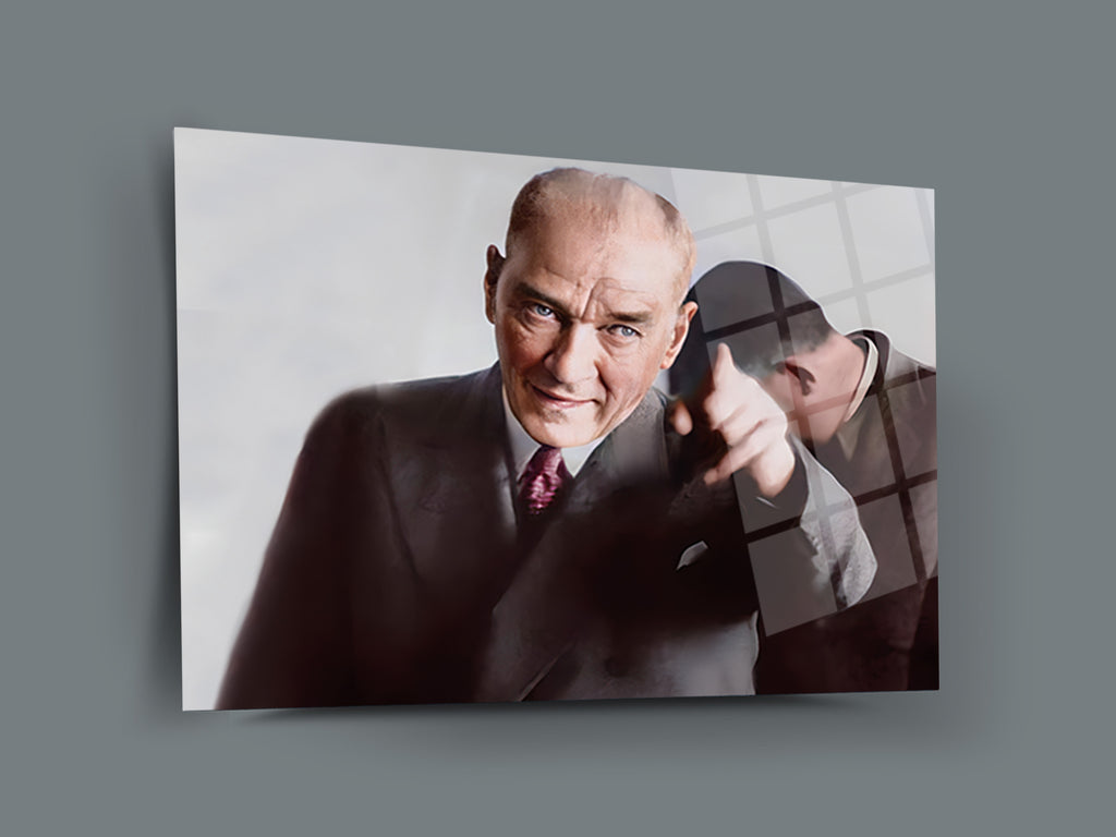 Atatürk Cam Tablo 208