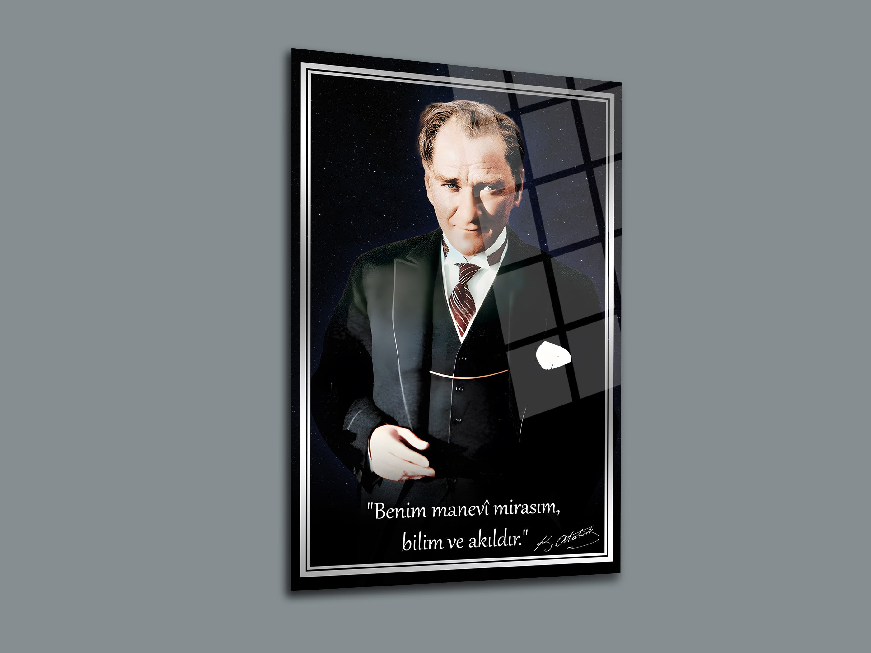 Atatürk Cam Tablo 222