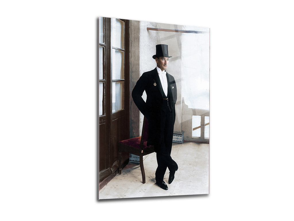Atatürk Cam Tablo 81
