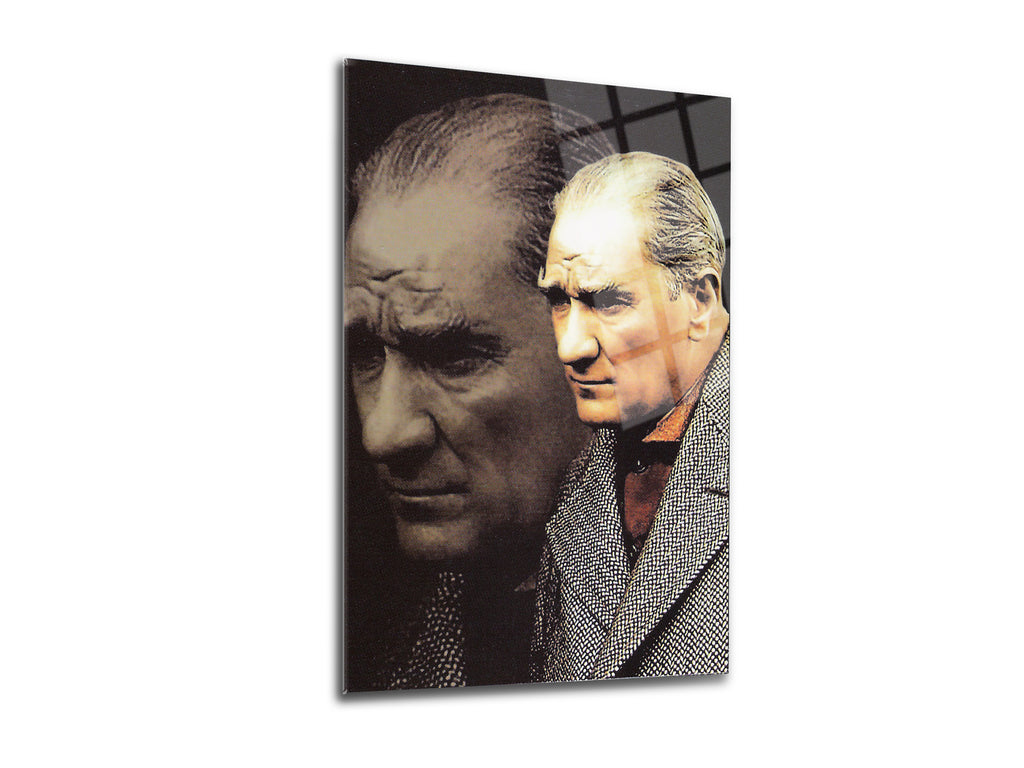 Atatürk Cam Tablo 84