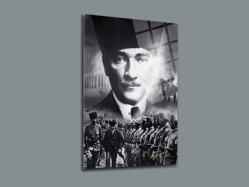 Atatürk Cam Tablo 66