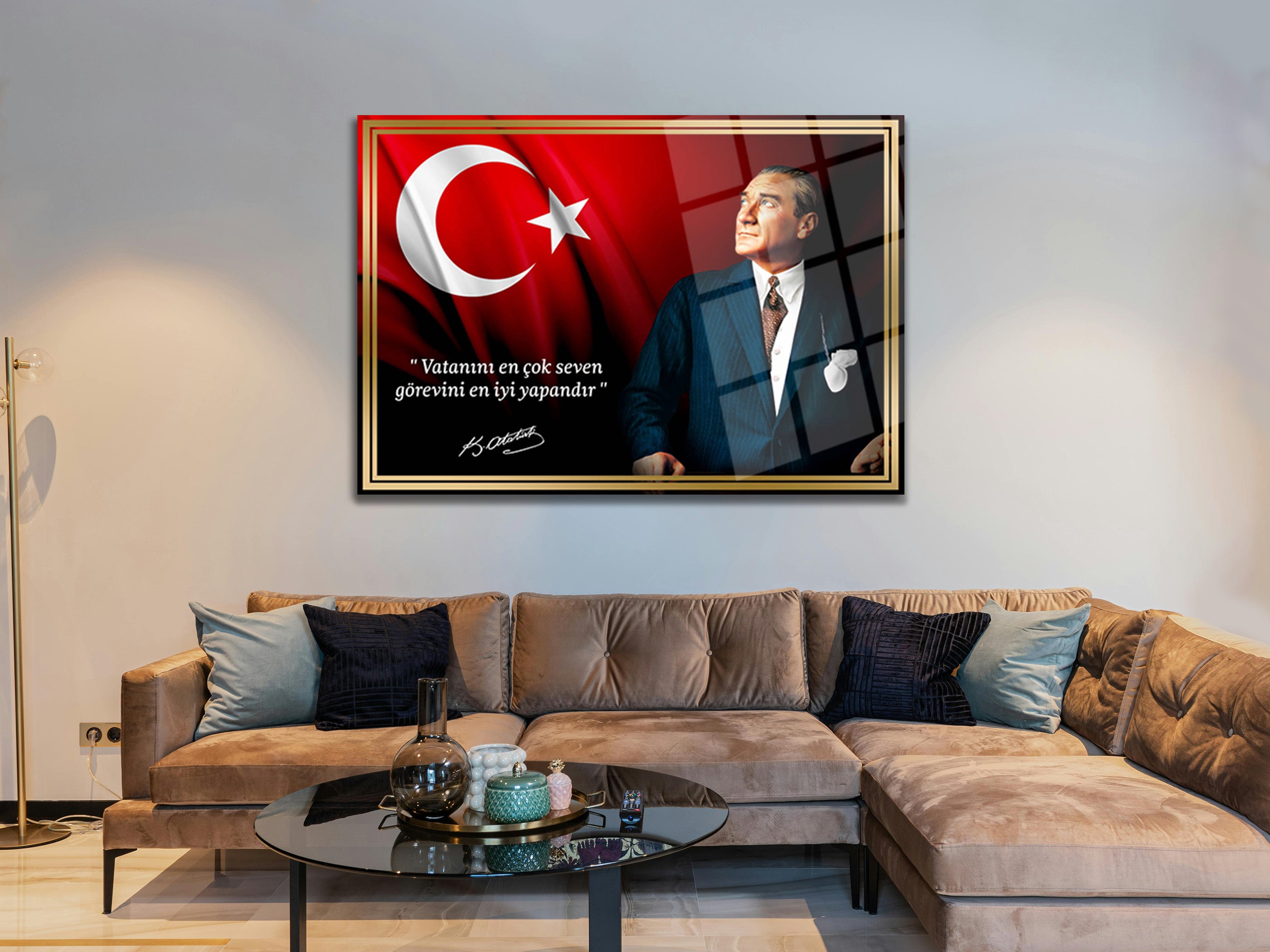 Atatürk Cam Tablo 155