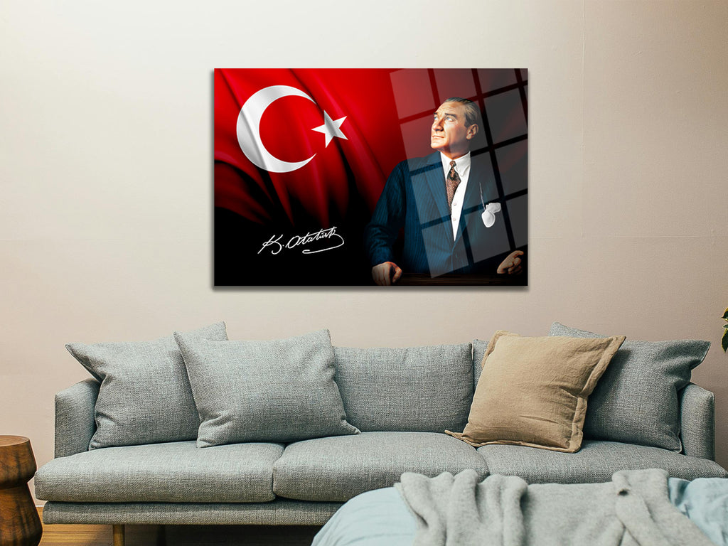 Atatürk Cam Tablo 215