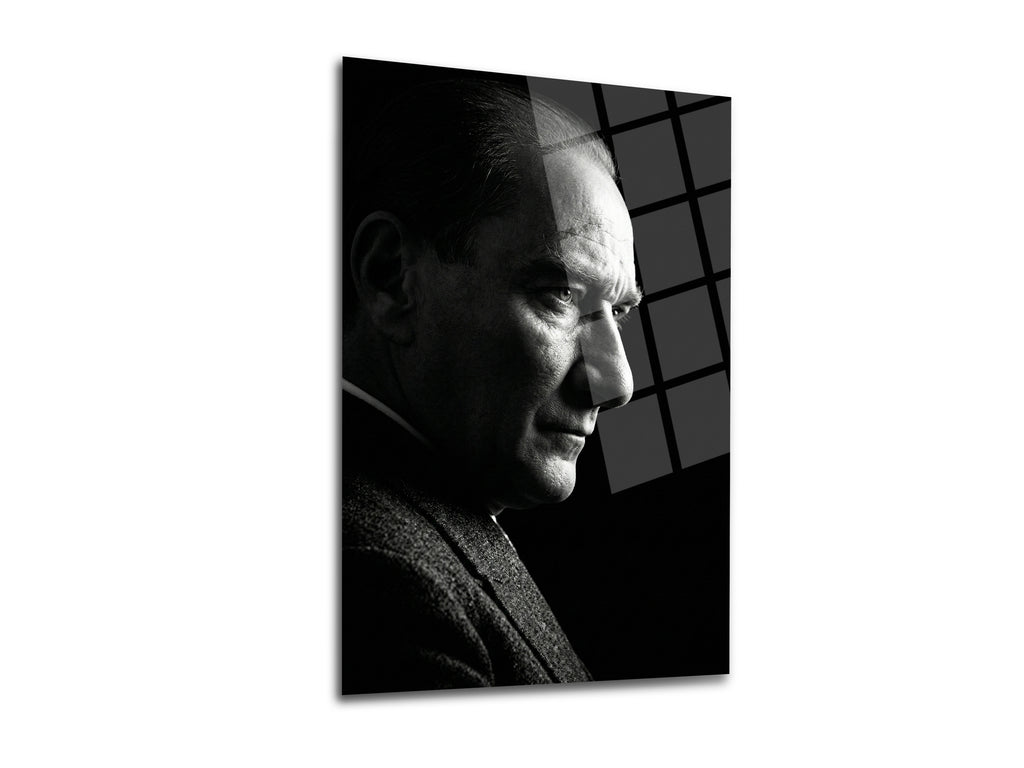 Atatürk Cam Tablo 279