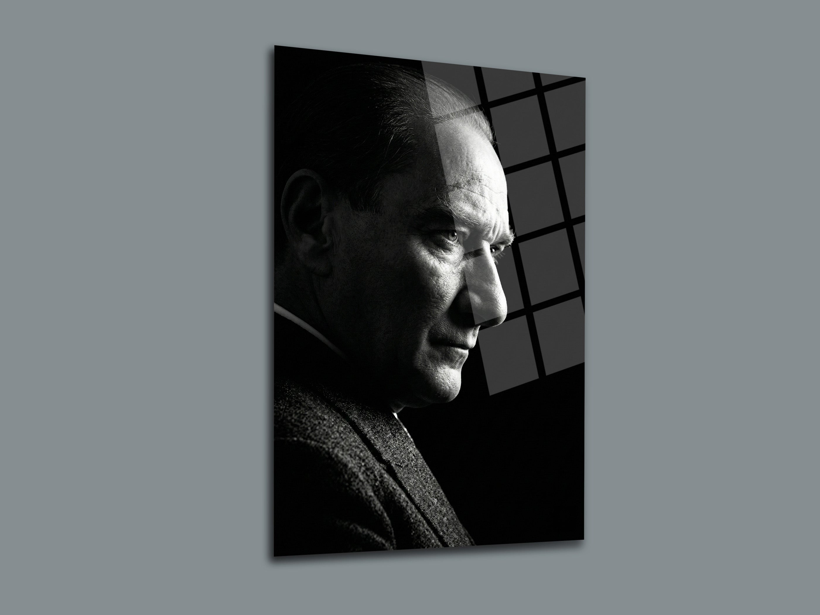 Atatürk Cam Tablo 279