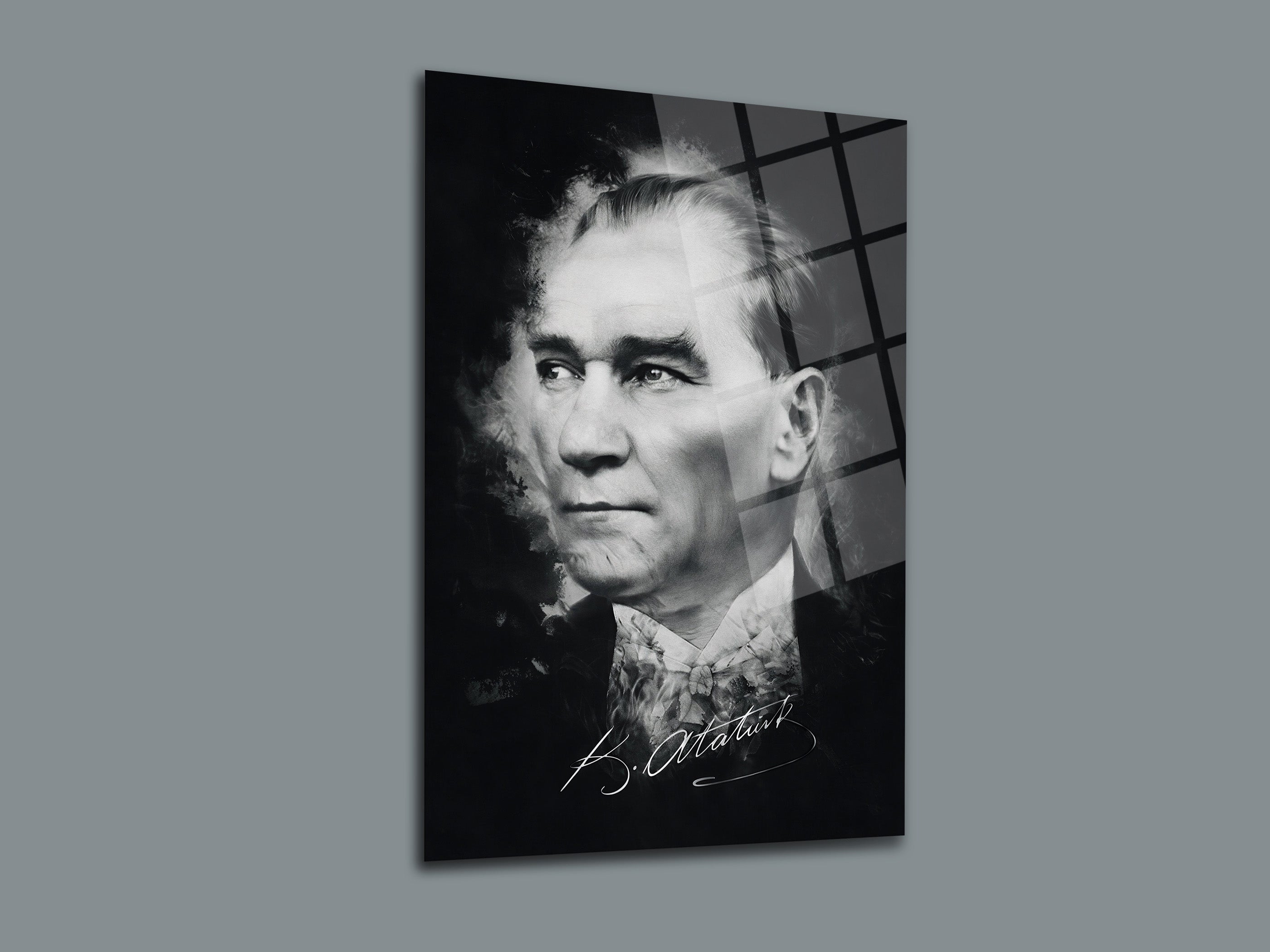 Atatürk Cam Tablo 268