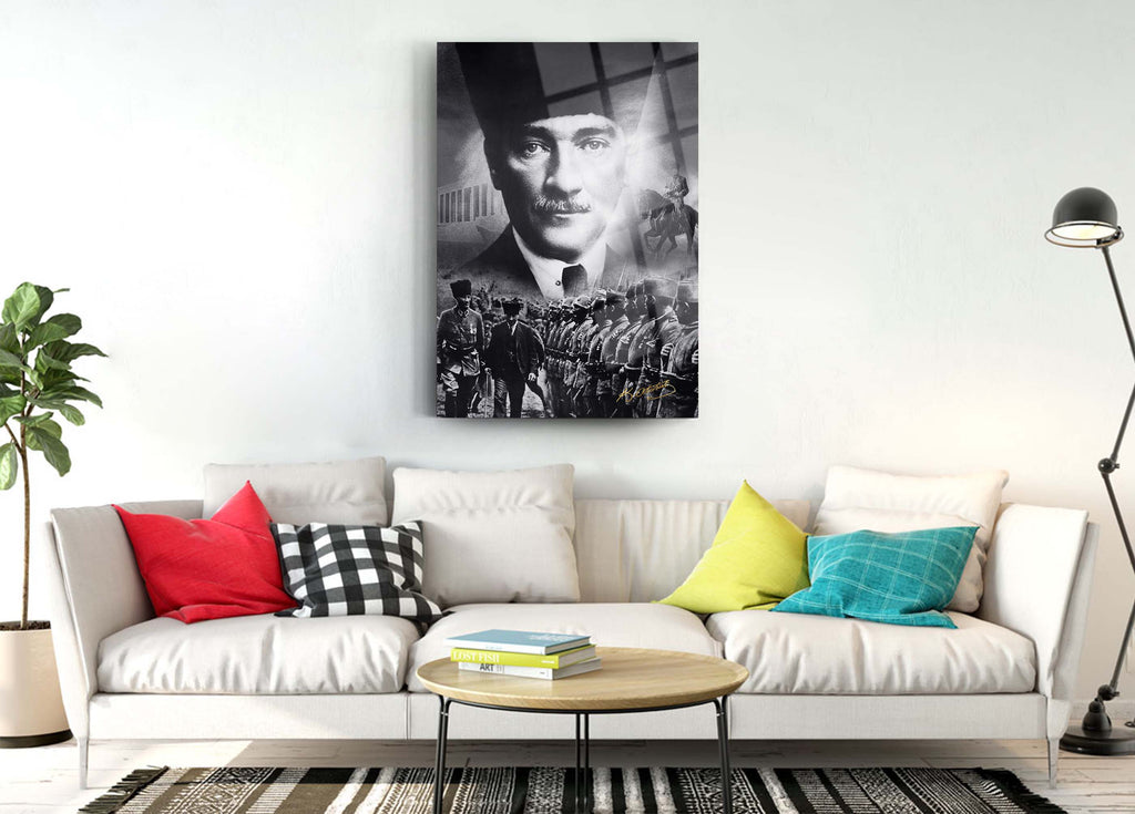 Atatürk Cam Tablo 66