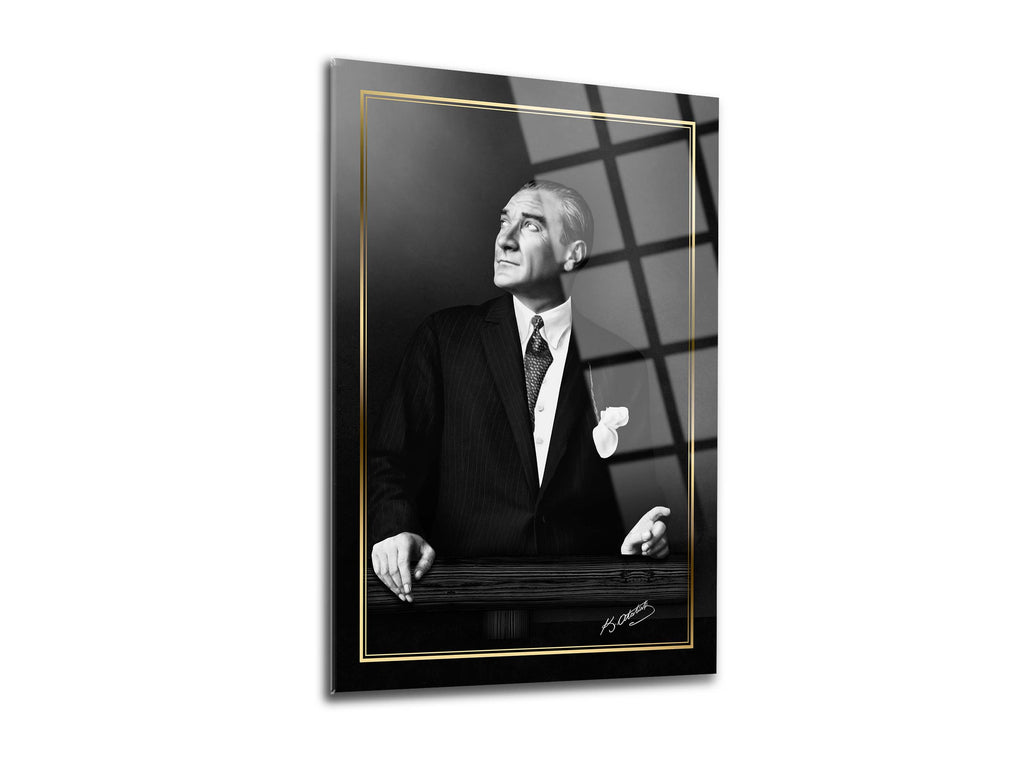 Atatürk Cam Tablo 116