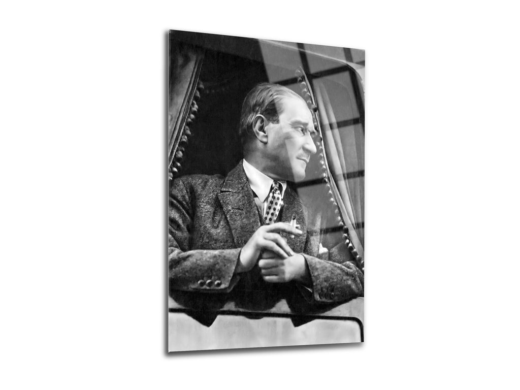 Atatürk Cam Tablo 91