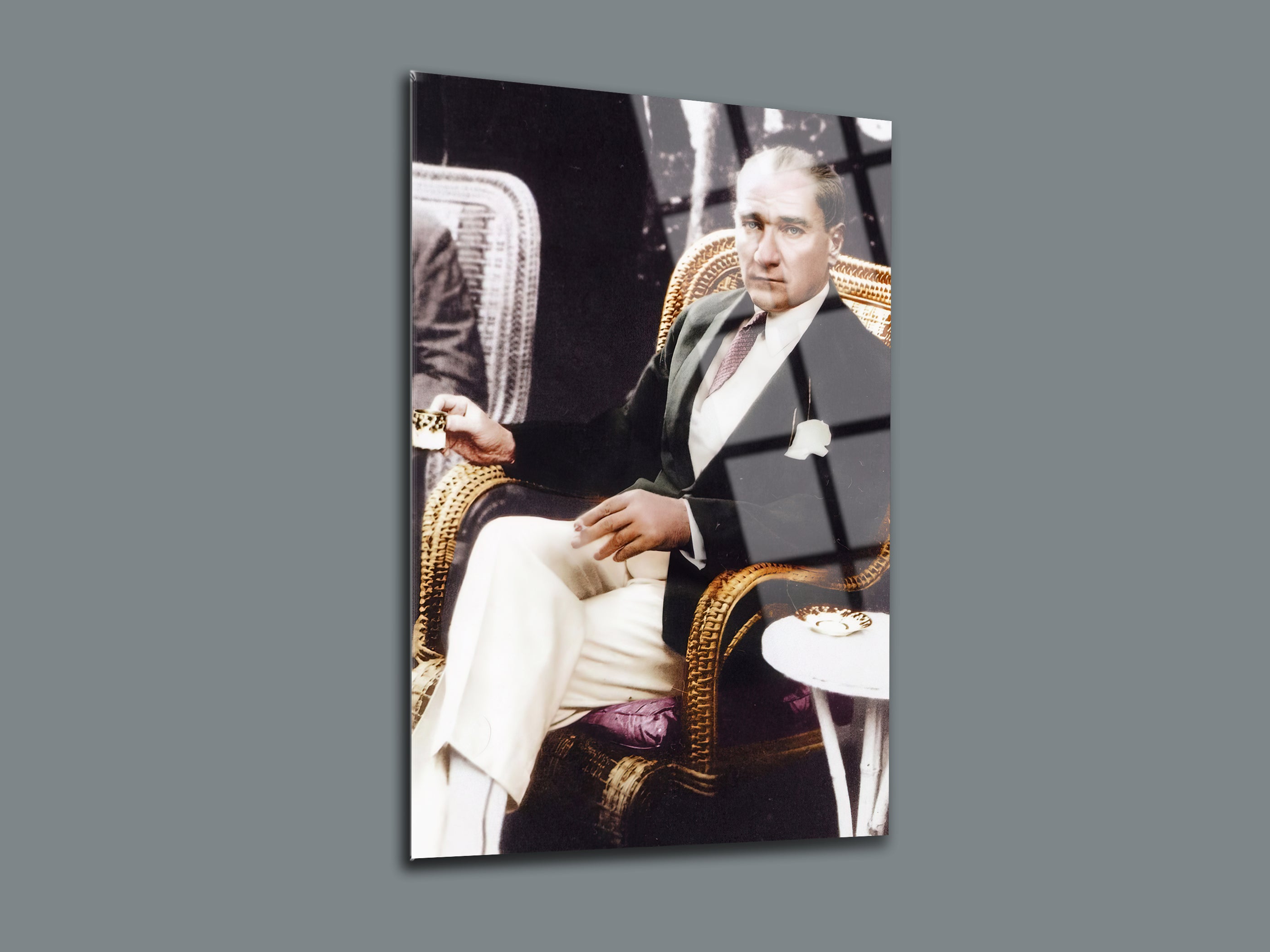 Atatürk Cam Tablo 94