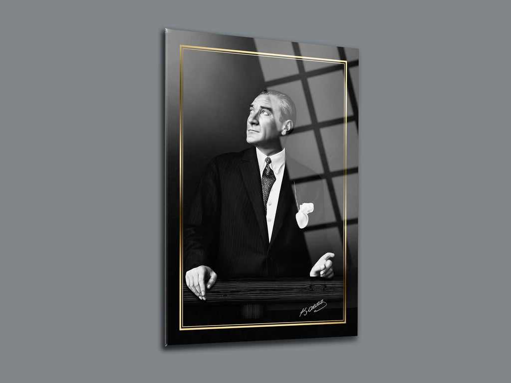 Atatürk Cam Tablo 116