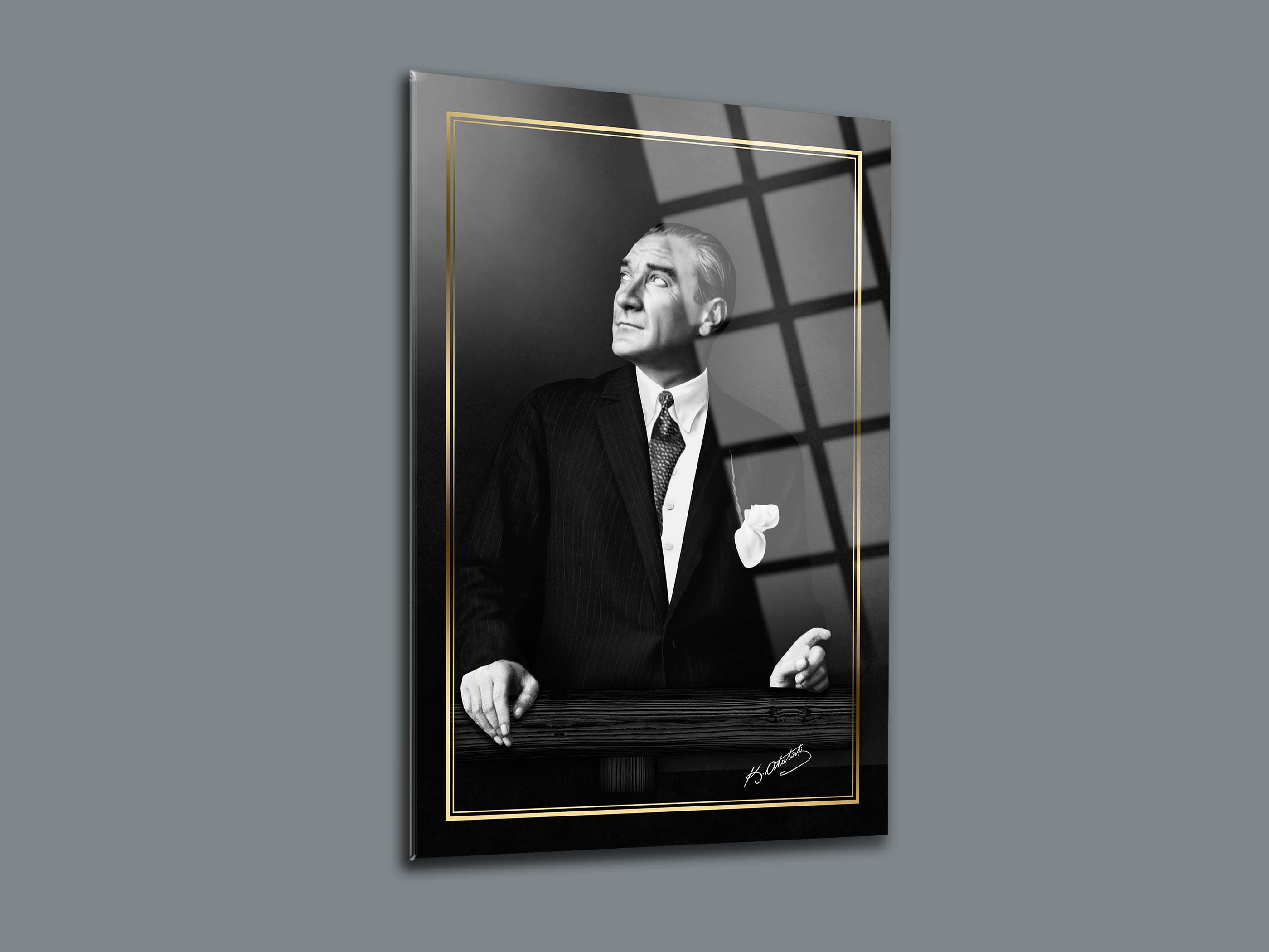 Atatürk Cam Tablo 116