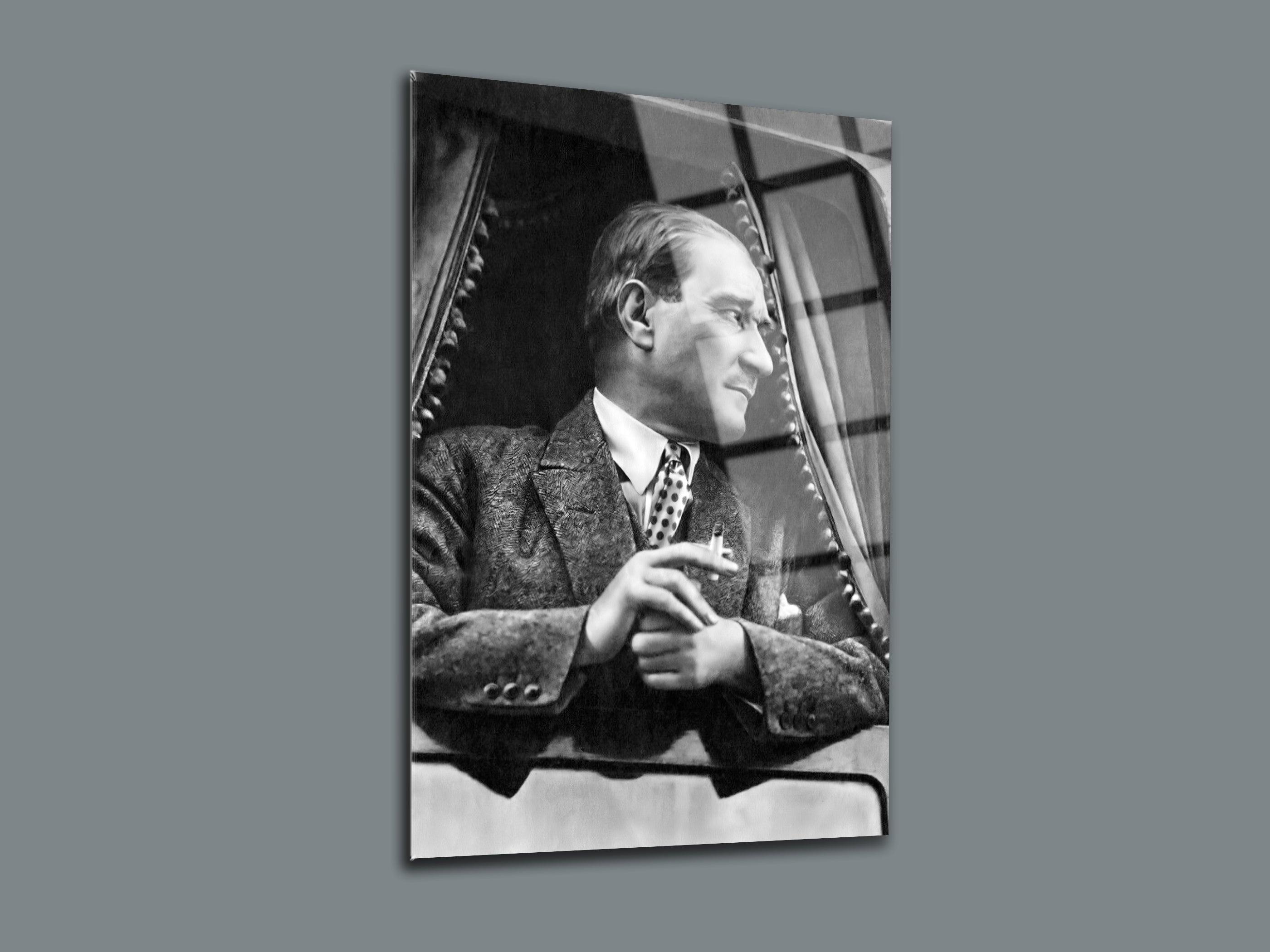 Atatürk Cam Tablo 91