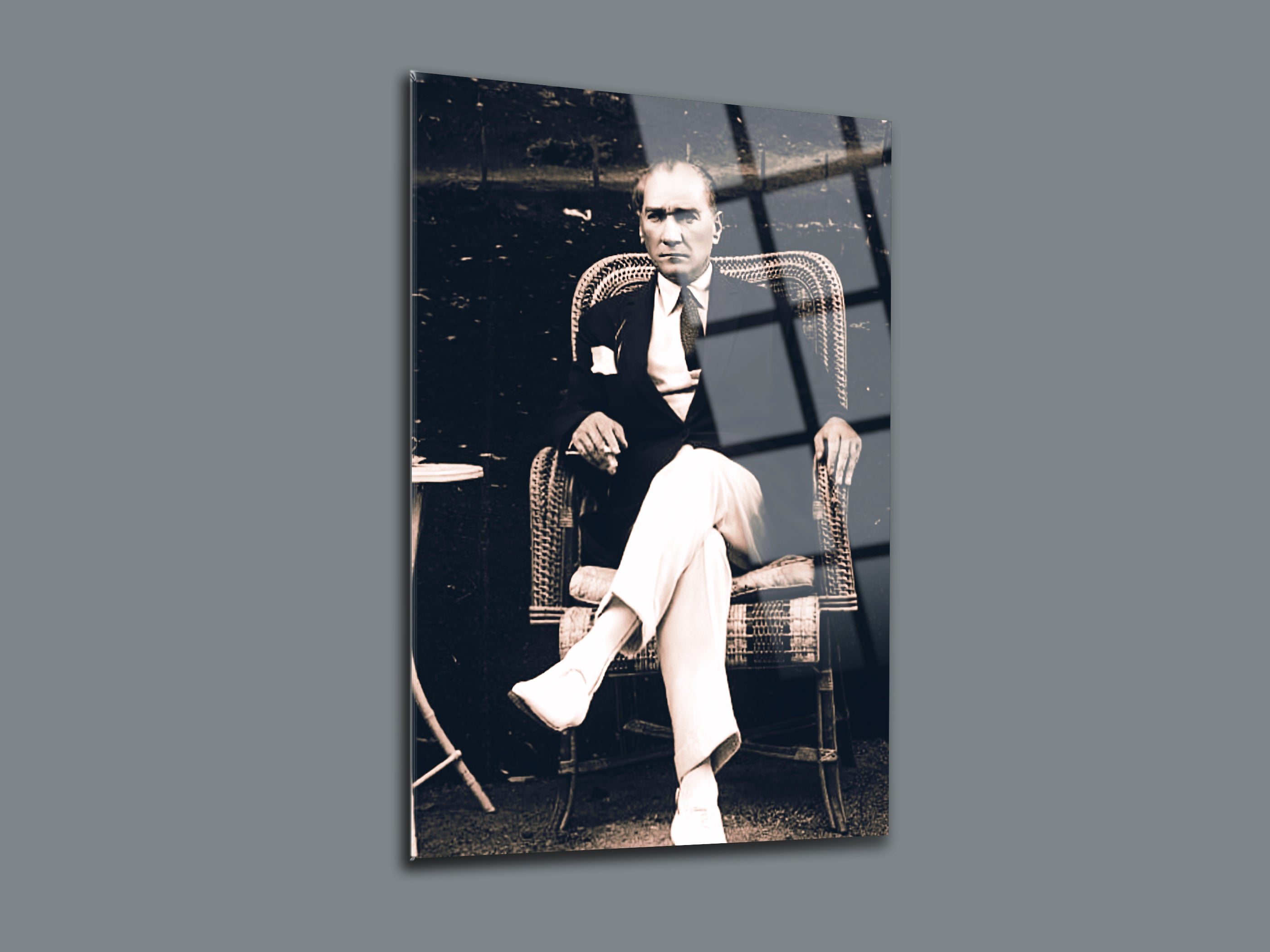 Atatürk Cam Tablo 111